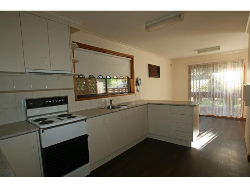 166 St Aidans Road, Kennington VIC 3550