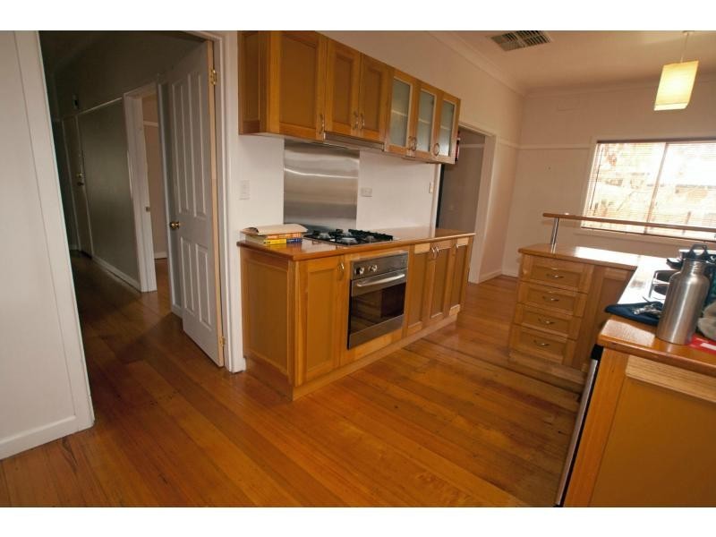 3 Malcolm Street, Quarry Hill VIC 3550