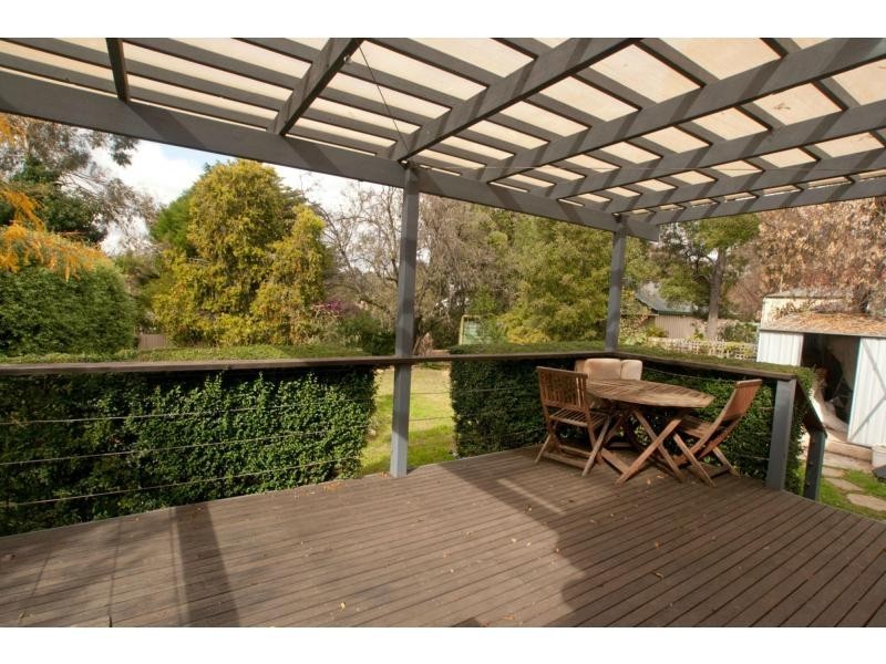 3 Malcolm Street, Quarry Hill VIC 3550