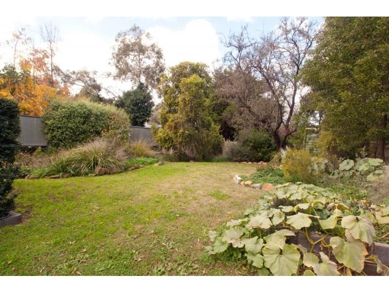 3 Malcolm Street, Quarry Hill VIC 3550