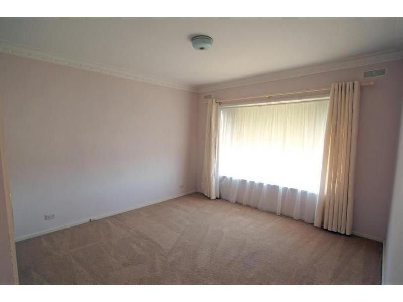 33 Curtin Street, Flora Hill VIC 3550