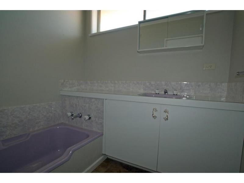 33 Curtin Street, Flora Hill VIC 3550