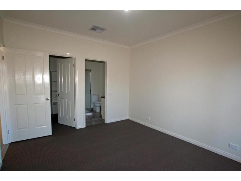 55 Bassett Drive, Strathfieldsaye VIC 3551