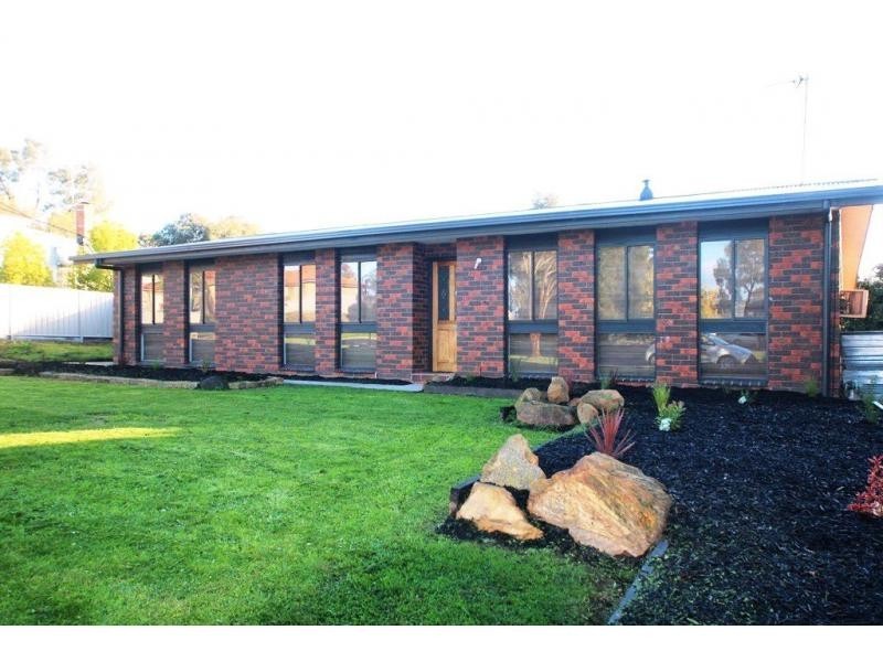 29 Bell Street, Ironbark VIC 3550