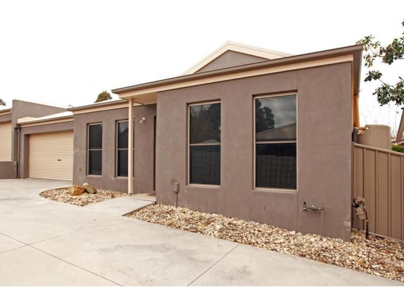 1/10 Bannister Street, North Bendigo VIC 3550