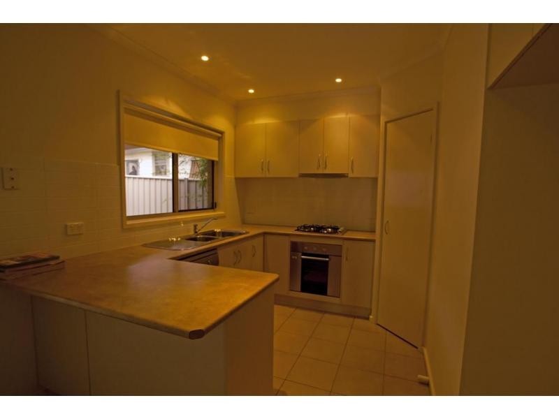 1/10 Bannister Street, North Bendigo VIC 3550