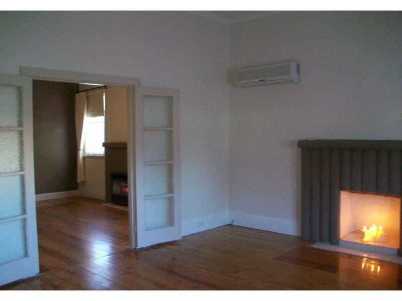 13 Station Street, Kangaroo Flat VIC 3555