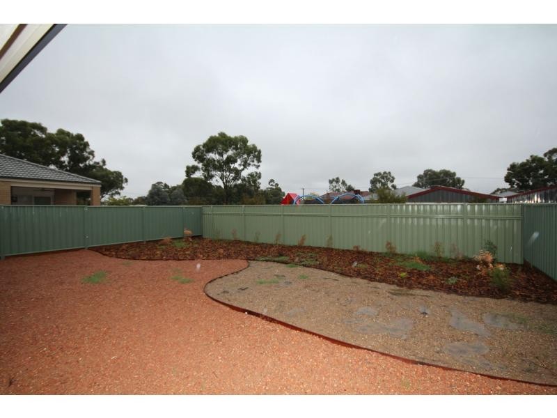 7 Deharl Court, Ascot VIC 3551