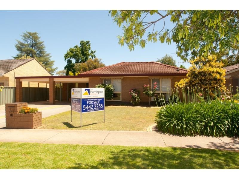 31 Retreat. Road, Spring Gully VIC 3550