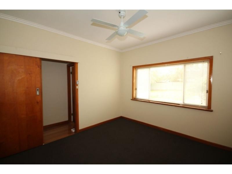 3 Burrell Street, Flora Hill VIC 3550