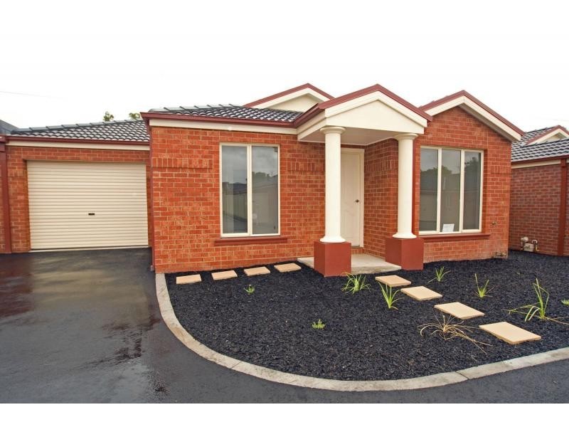 Unit 9/10 Druid Street, Golden Square VIC 3555