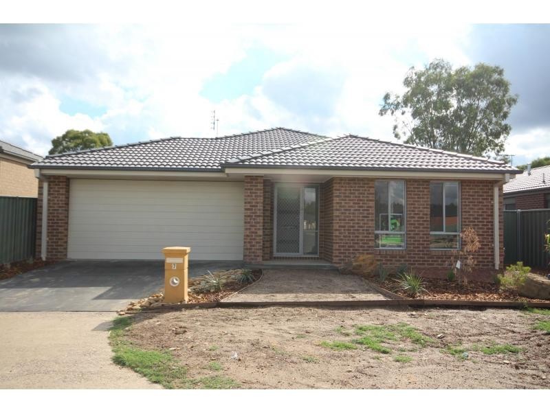 7 Deharl Court, Ascot VIC 3551