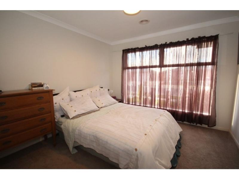 17 Blay Street, Epsom VIC 3551