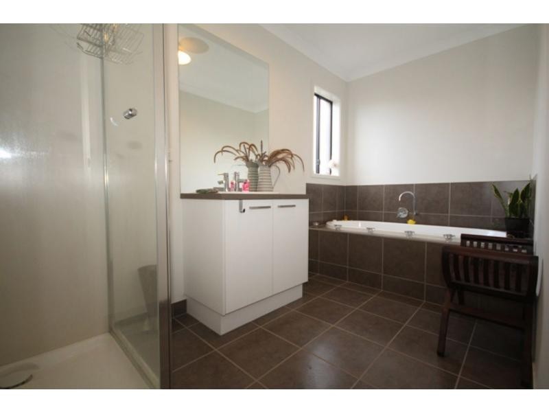 17 Blay Street, Epsom VIC 3551