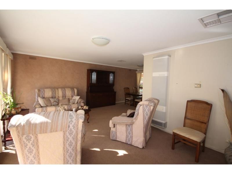 52 Keck Street, Flora Hill VIC 3550