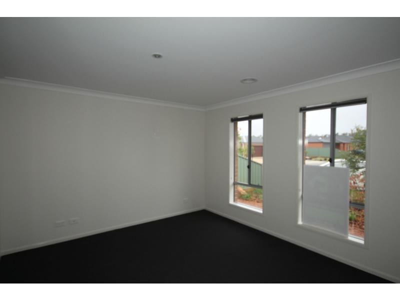 7 Deharl Court, Ascot VIC 3551
