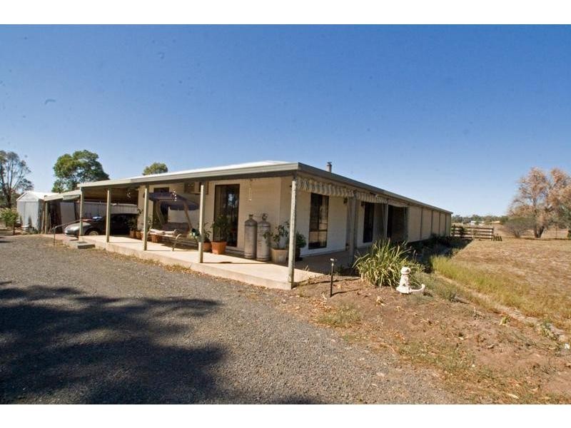 1 Red Tank Road, Strathfieldsaye VIC 3551