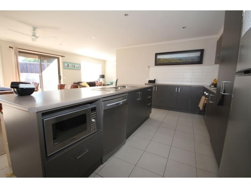 1a Locliff Avenue, Strathdale VIC 3550