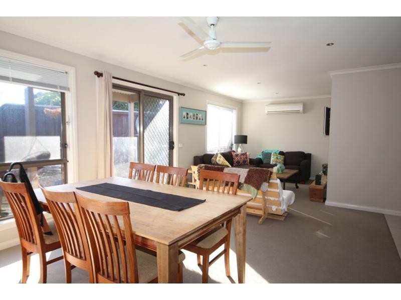 1a Locliff Avenue, Strathdale VIC 3550