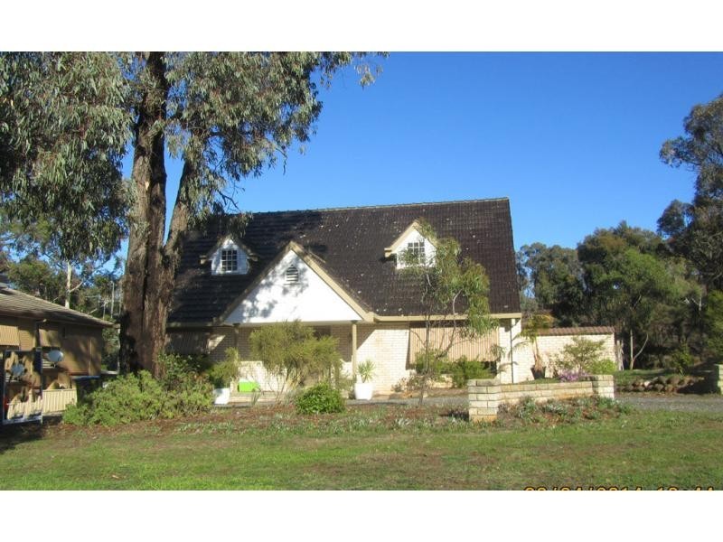 49 Emmett Street, Golden Square VIC 3555