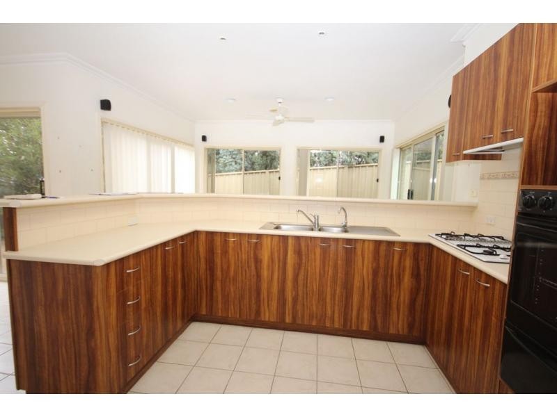 3 Whittington Court, Strathdale VIC 3550