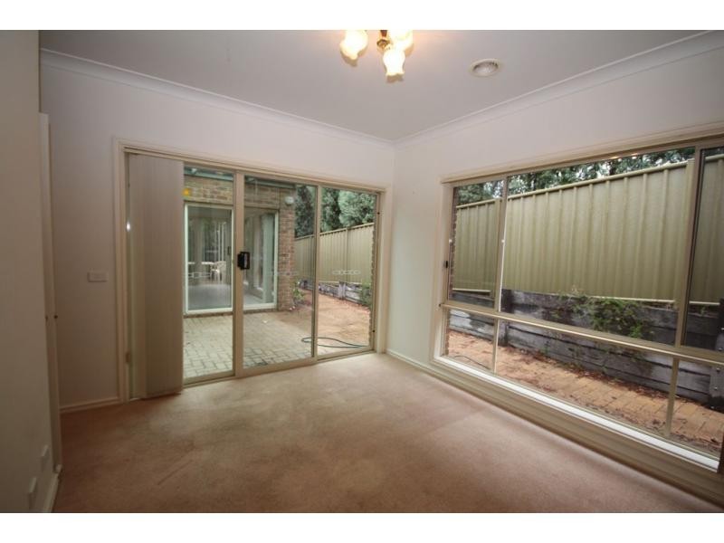 3 Whittington Court, Strathdale VIC 3550