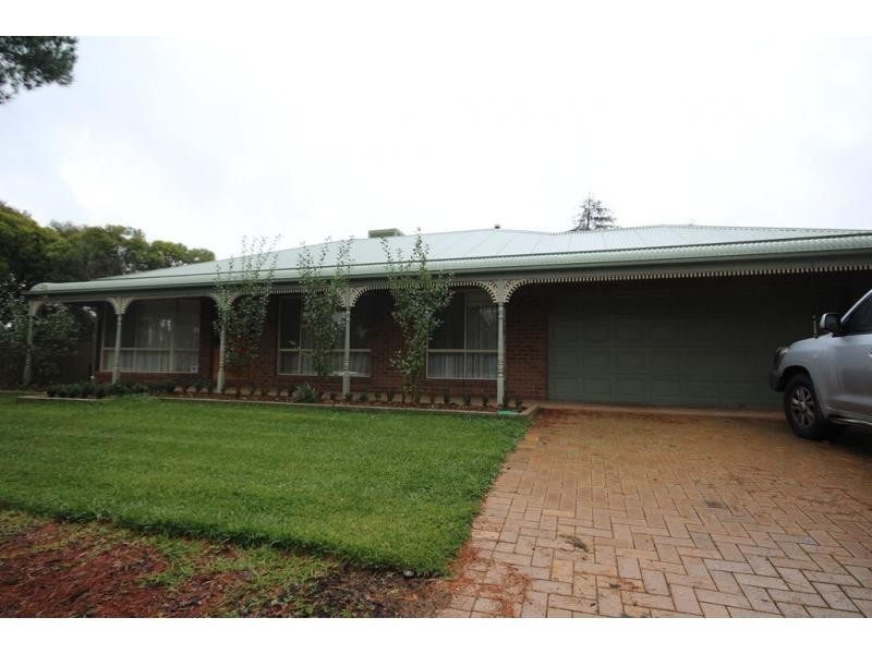 3 Whittington Court, Strathdale VIC 3550