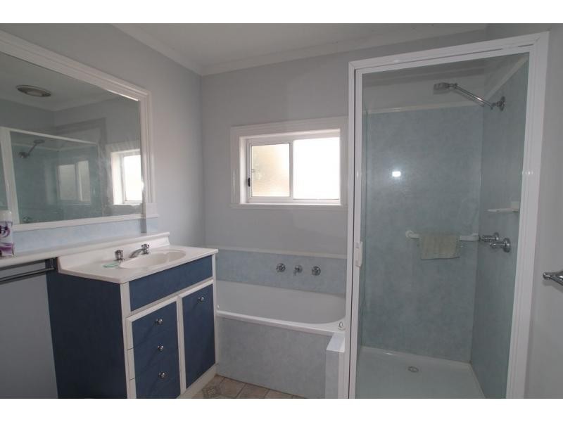 19 Nelson Street, California Gully VIC 3556
