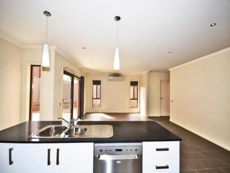 72 Chum Street, Golden Square VIC 3555