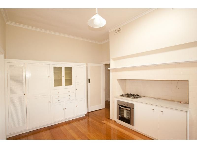 Flora Hill VIC 3550