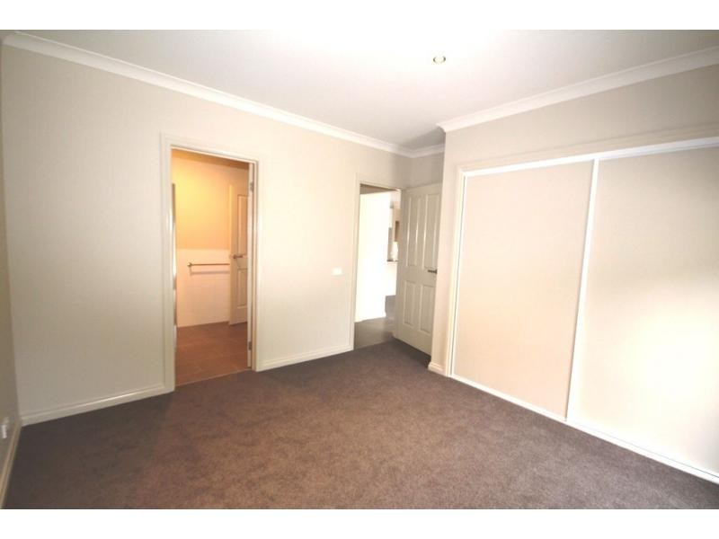 Unit 2/17 Spring Gully Road, Spring Gully VIC 3550