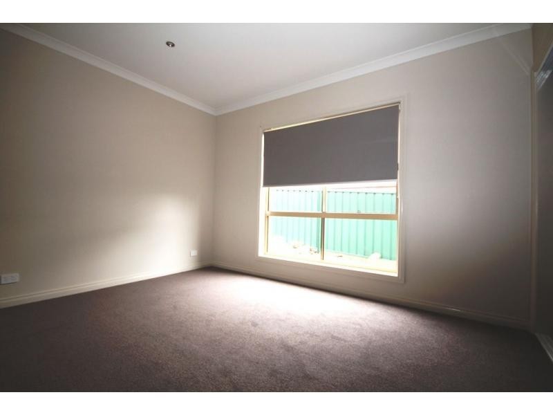 Unit 2/17 Spring Gully Road, Spring Gully VIC 3550