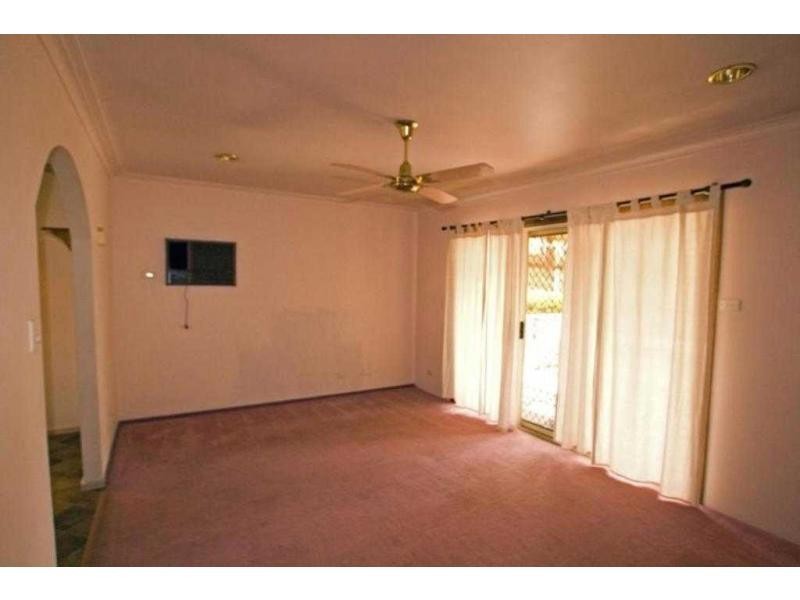 1 Laxdale Court, Kangaroo Flat VIC 3555