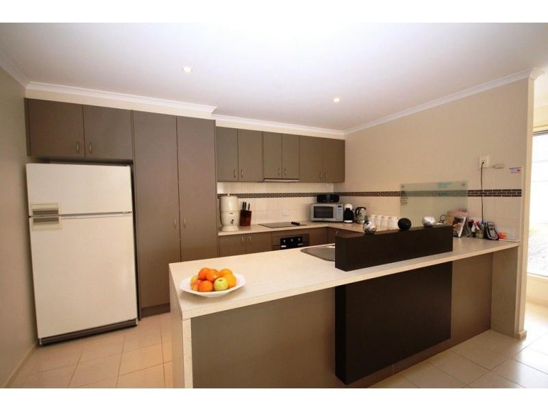 4A Theodore Street, Flora Hill VIC 3550