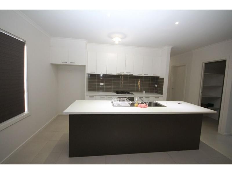 16 National Parade, Eaglehawk VIC 3556
