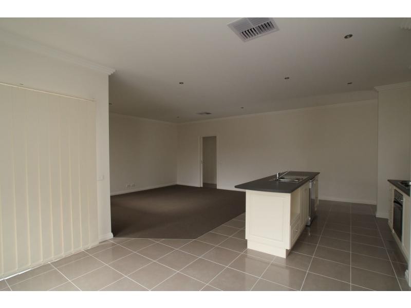 30 Parkway Drive, Strathfieldsaye VIC 3551
