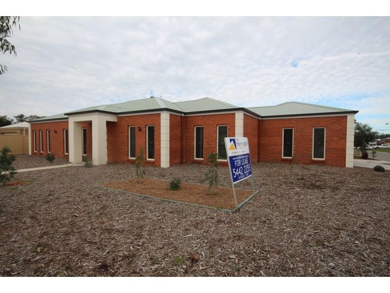 10 Henry Court, Strathfieldsaye VIC 3551