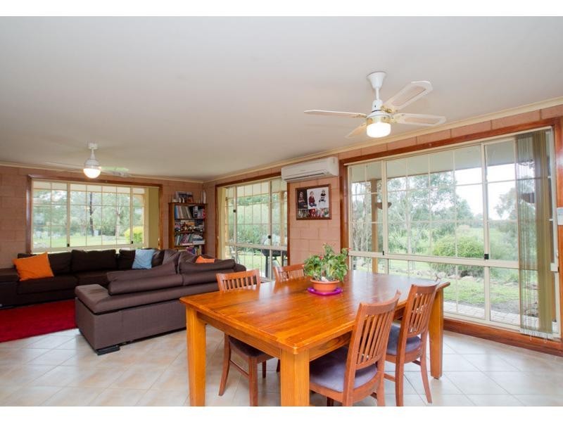 69 Mechan Road, Axe Creek VIC 3551