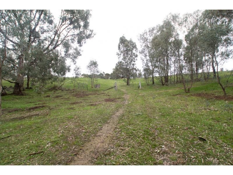 69 Mechan Road, Axe Creek VIC 3551