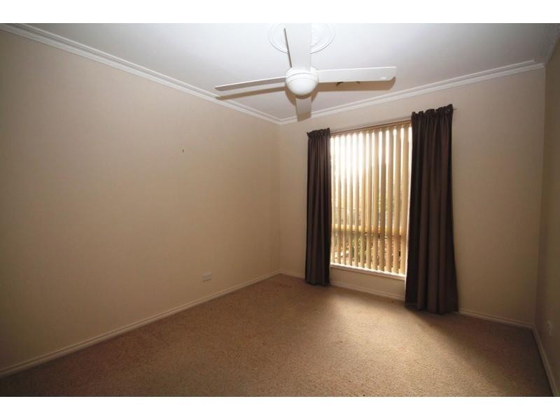 Unit 2/6 Davey Close, Flora Hill VIC 3550