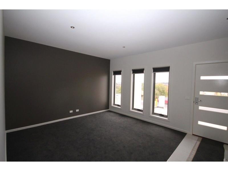 2/3 Ryan Street, North Bendigo VIC 3550