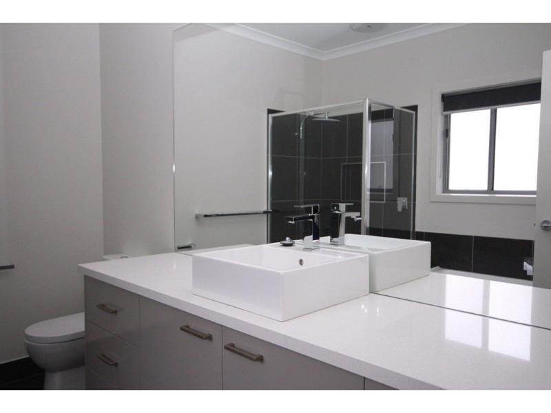 2/3 Ryan Street, North Bendigo VIC 3550