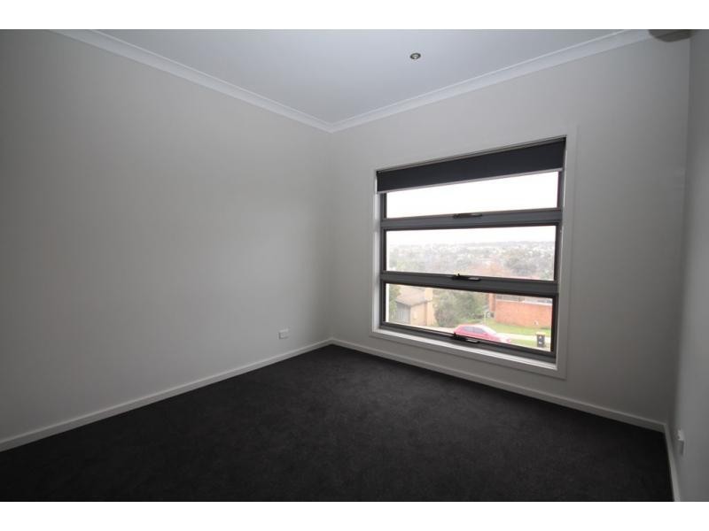 2/3 Ryan Street, North Bendigo VIC 3550