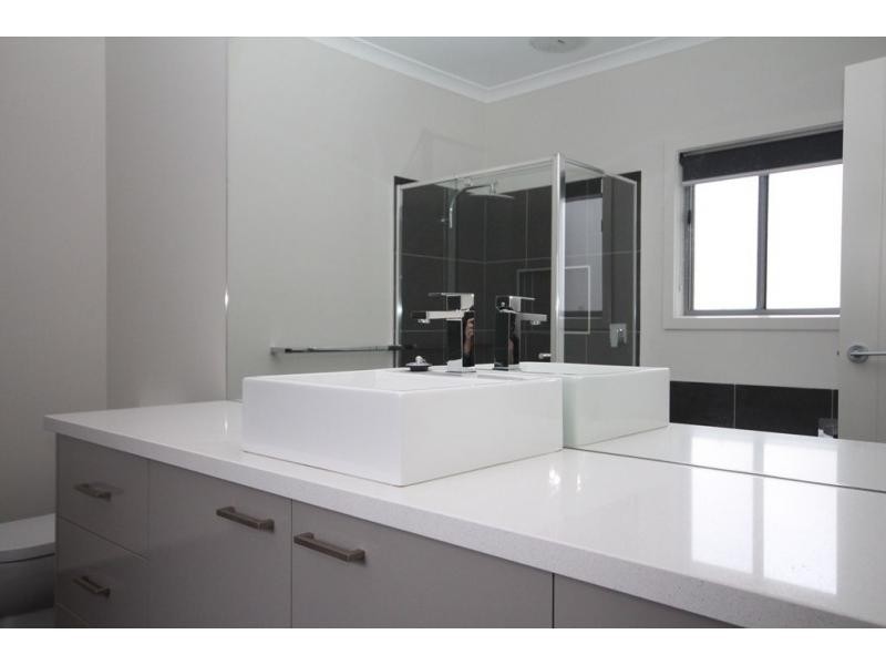 2/3 Ryan Street, North Bendigo VIC 3550