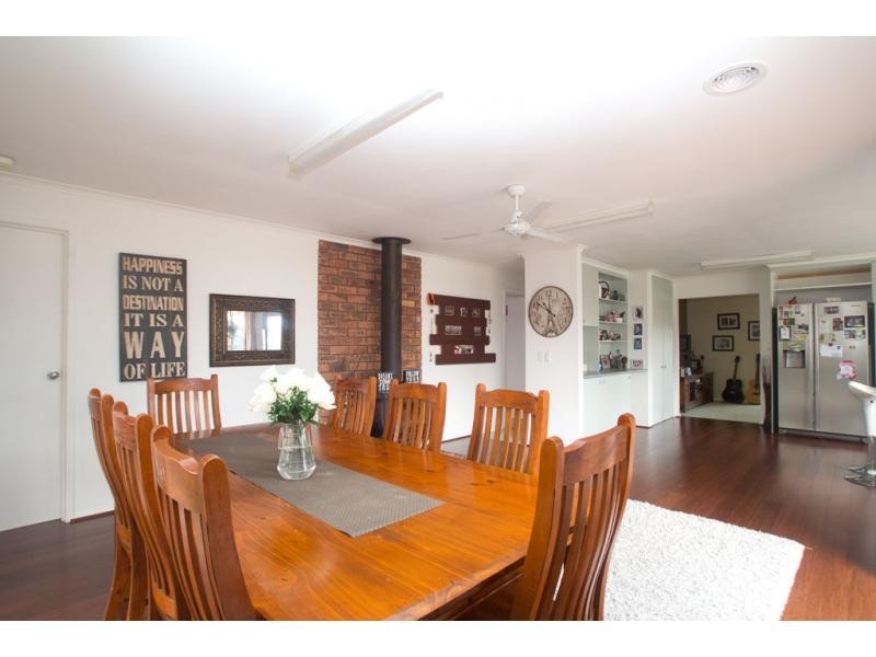 206 Aspinall Street, Kangaroo Flat VIC 3555