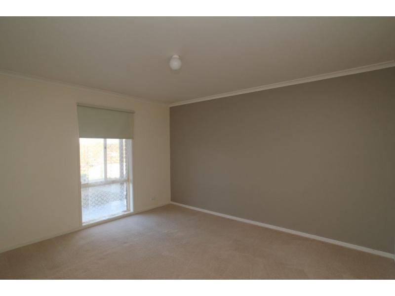 8 Billola Court, Eaglehawk VIC 3556