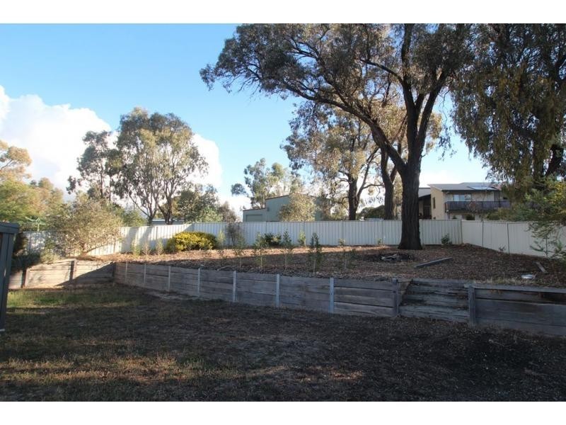 8 Billola Court, Eaglehawk VIC 3556