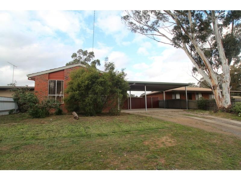 1A Lethebys Road, Eaglehawk VIC 3556