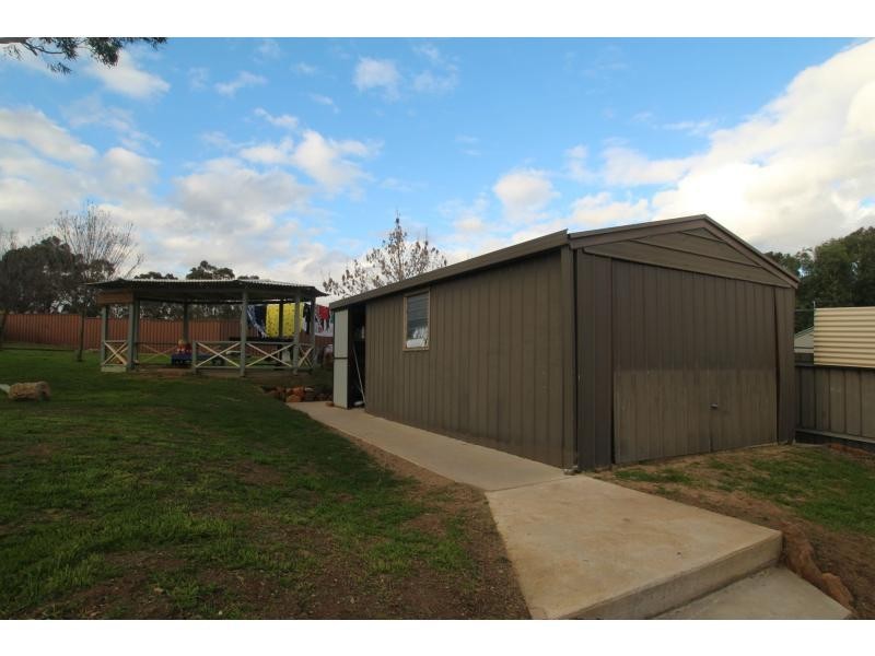 1A Lethebys Road, Eaglehawk VIC 3556