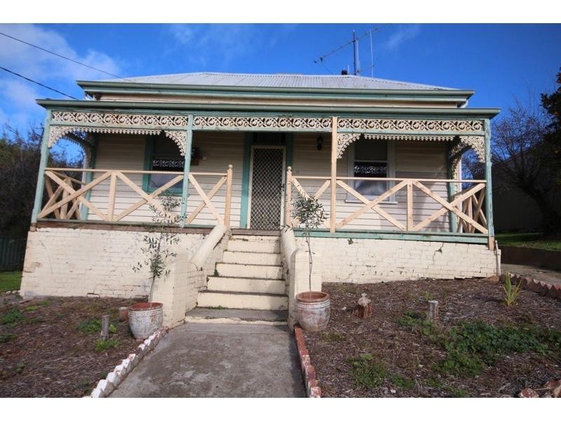 11 Quick Street, Ironbark VIC 3550